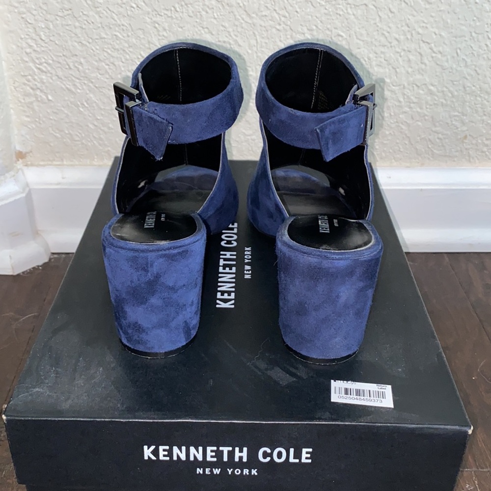 Kenneth Cole Val Sandal - Picture 3 of 4